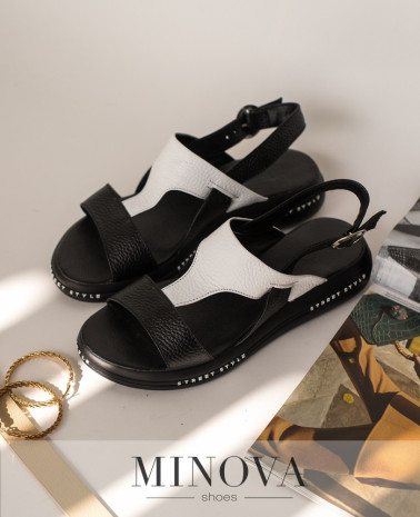 черно-белый